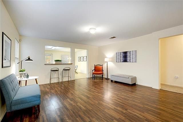 1st image of 13317 Ring Dr