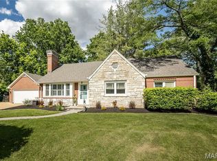 1 Spirea Ct, Saint Louis, MO 63119