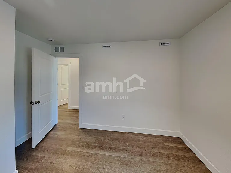 10003 Abilene Ct — Photo 19