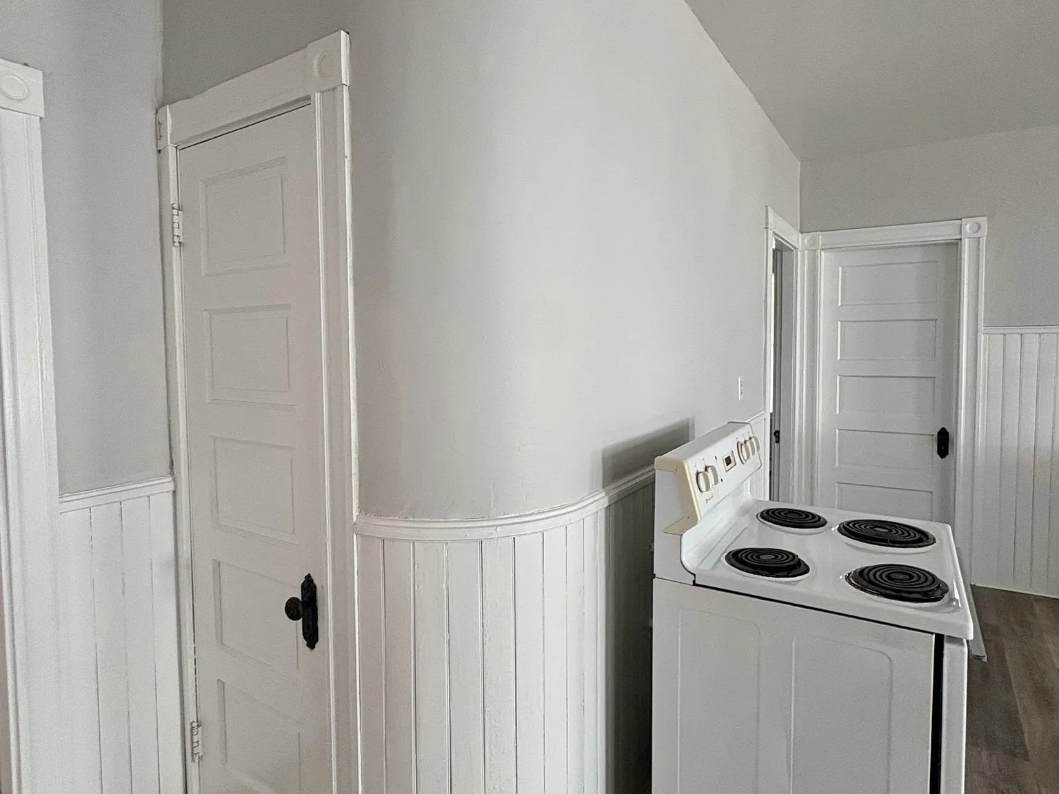4 bed, $1,800 — Photo 3