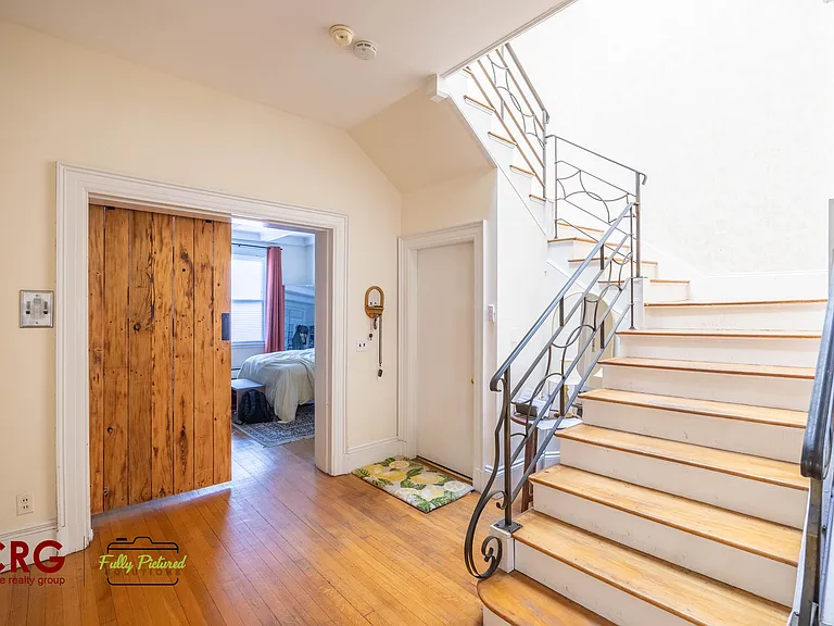 1712 Beacon St #2 — Photo 6
