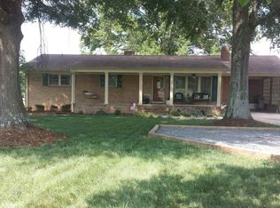 1386 N Main St, Oakboro, NC 28129
