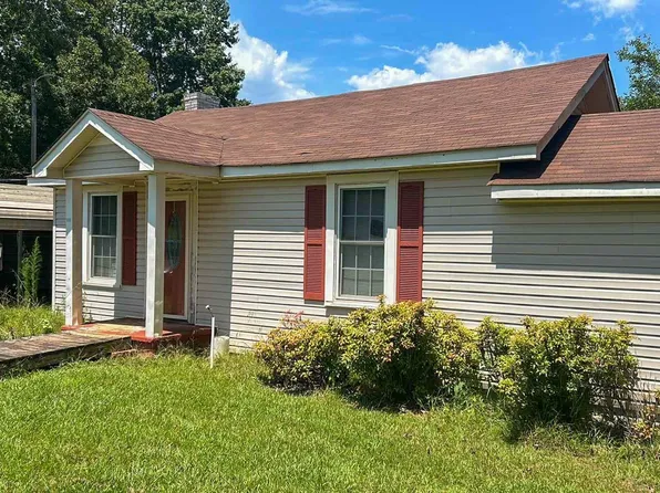 911 Foot Hills Rd, Greenville, SC 29617