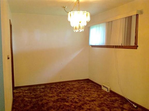4th image of 1803 Bell Ave