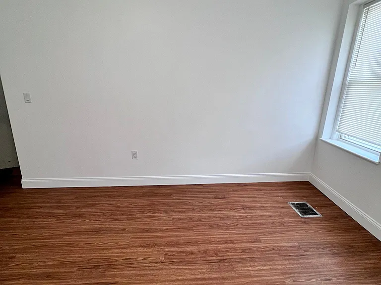 26 West St #1 — Photo 9