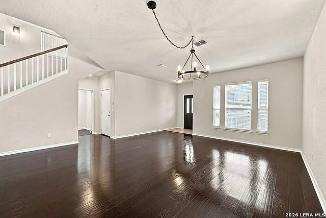 23043 Airedale Ln — Photo 3