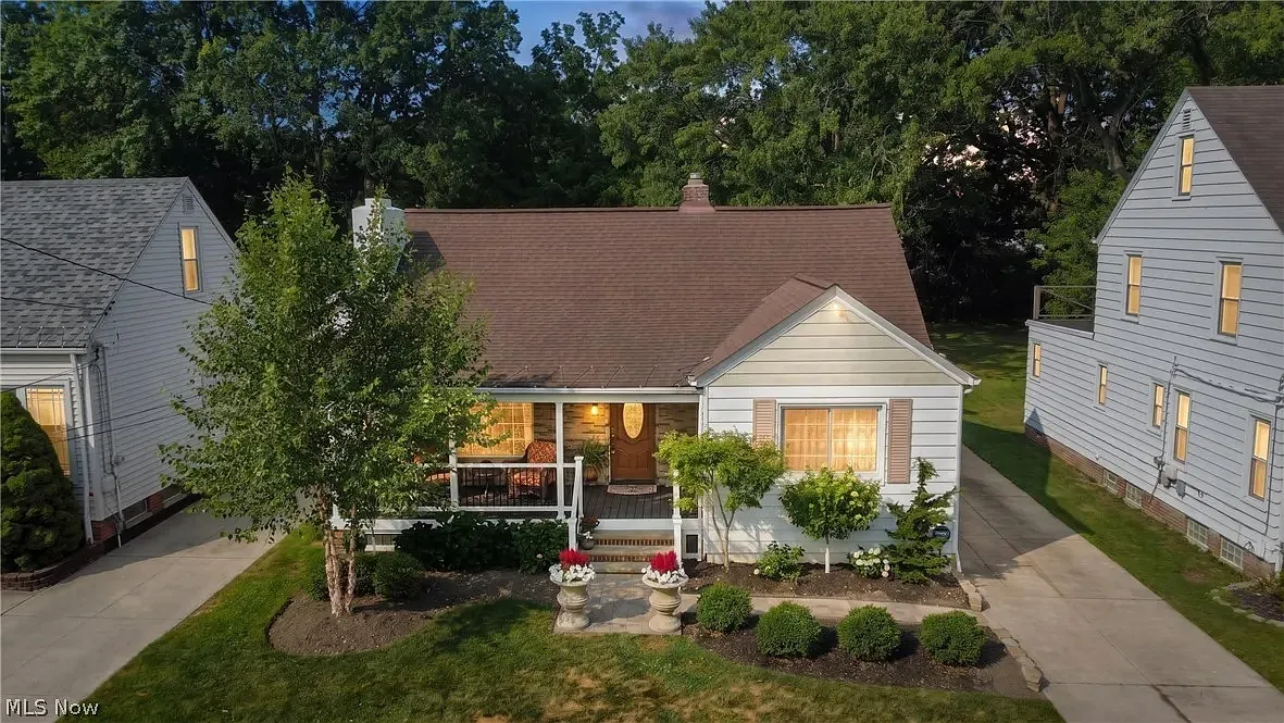 3 bed, 3136 sqft, $2,600 — Photo 1
