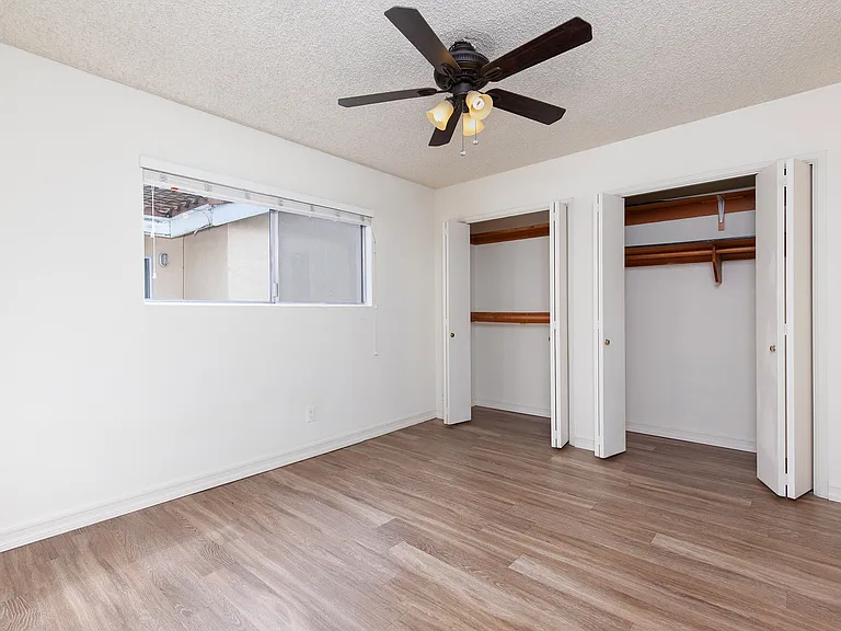 1636 Thomas Ave #5 — Photo 16