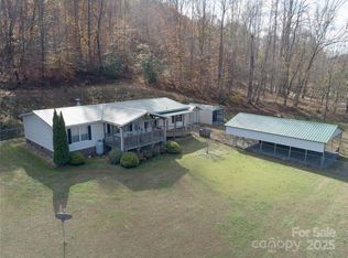 1922 Zacks Fork Rd, Lenoir, NC 28645
