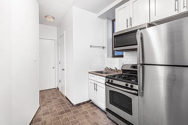 Rented by Brown Harris Stevens | media 11