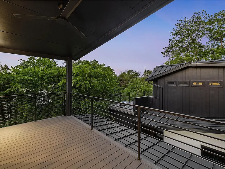 3705 Wilson St #1 — Photo 23