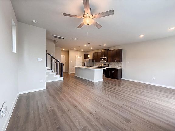 3rd image of 14707 Silent Gulf Ave