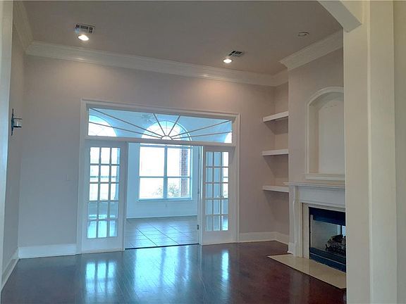 2nd image of 181 Turnberry Dr
