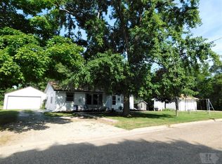 812 N Commerce St, Monroe, IA 50170