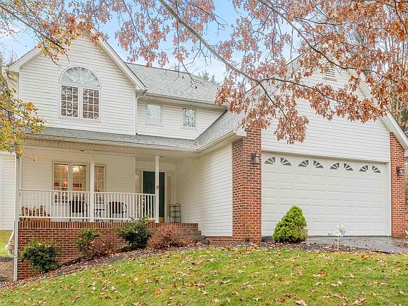 3rd image of 1515 Oriole Dr