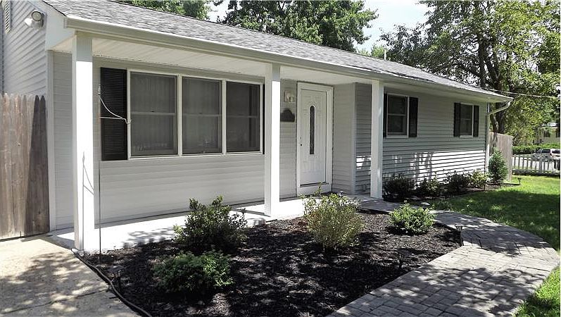 1st image of 611 Fawn Dr