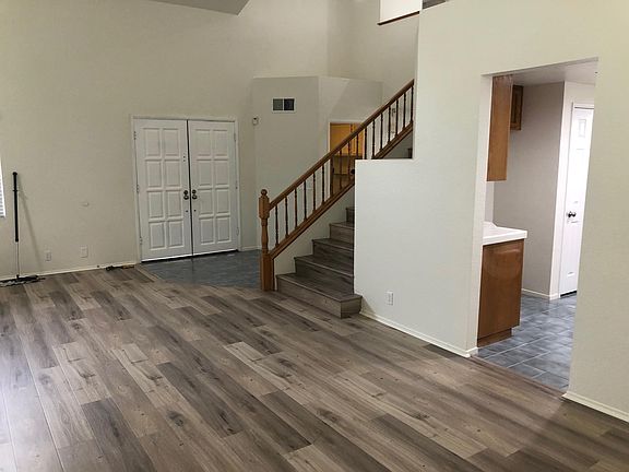 3rd image of 10160 Caribou Cir