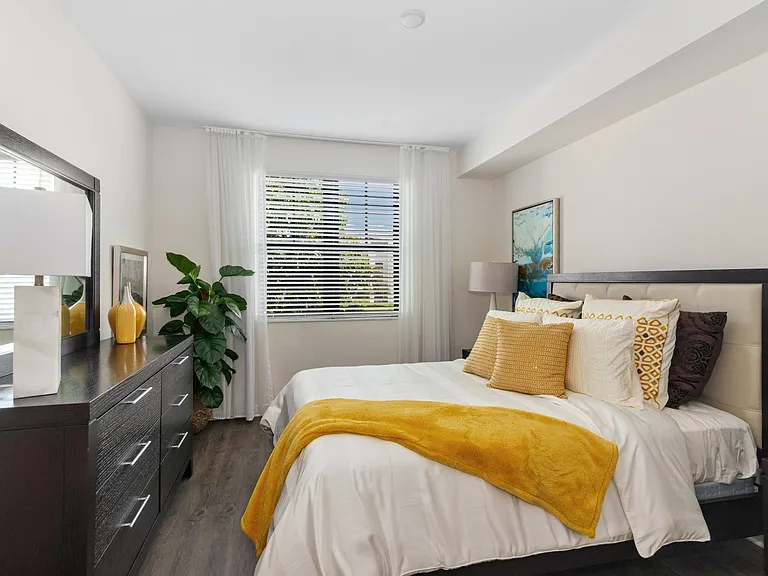Model Bedroom