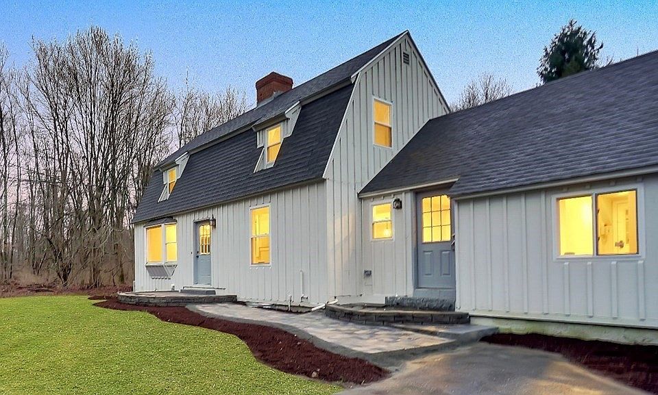 702 Main St, Boxford, MA 01921 Zillow