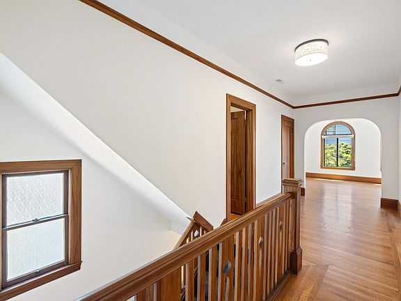 5th image of 1426 Vallejo St #1426