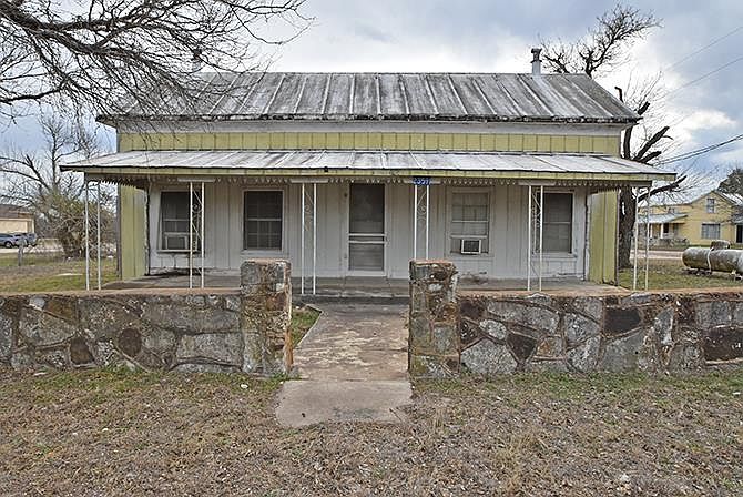 1st image of 23591 W Us Highway 290