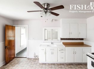 143 Broad St APT 2, Montgomery, PA 17752
