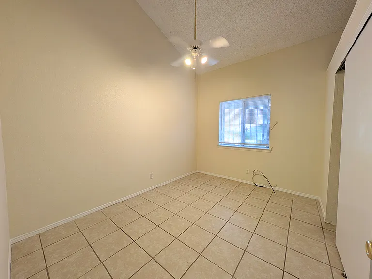 5949 Bridalveil Dr — Photo 14