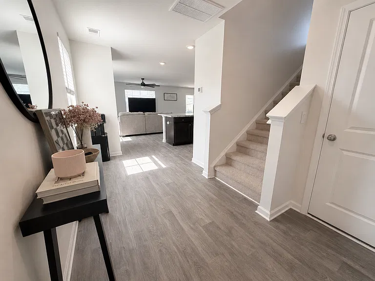 364 Sandbach Rd — Photo 3