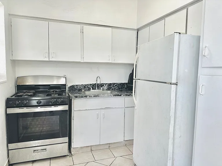 1604 Bay Rd — Photo 13