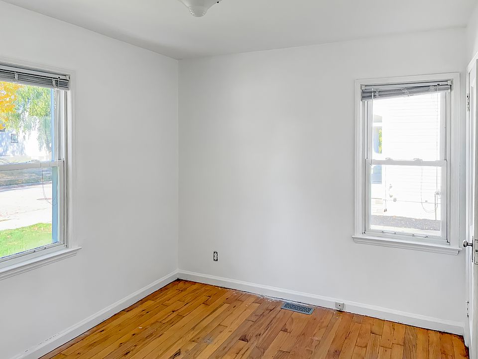 4096 Ellwood Ave, photo 13