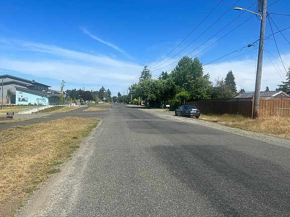 5th image of 523 144th St S