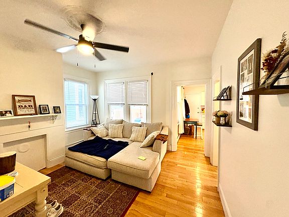 2nd image of 22 Concord St APT 1
