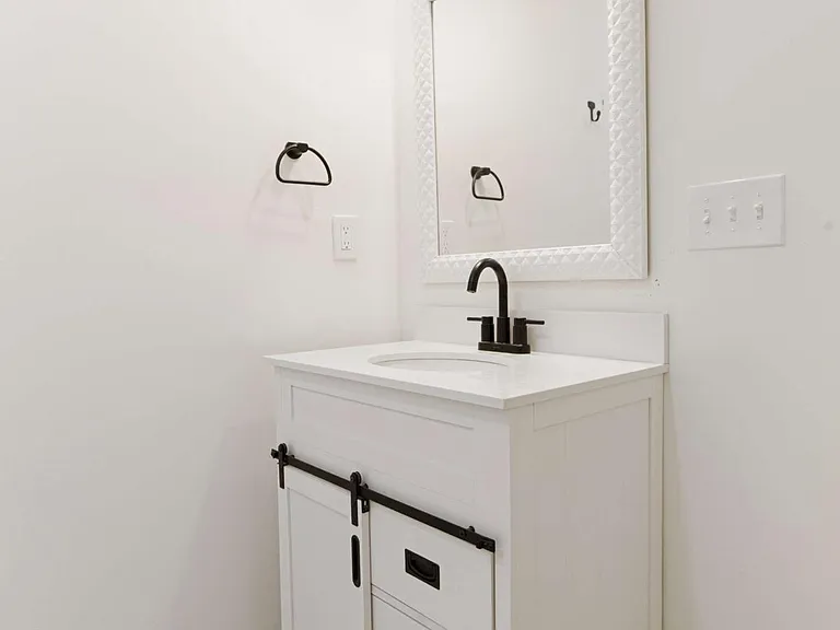 1015 Sims St SW — Photo 30