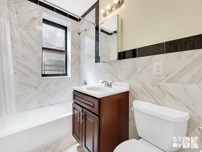 1494 Ocean Ave #C2 — Photo 7