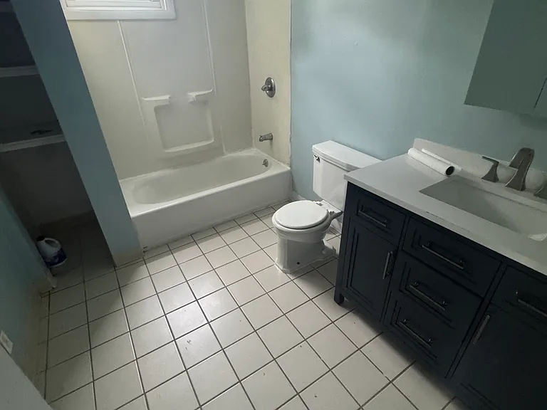 31 Addison Ave — Photo 13