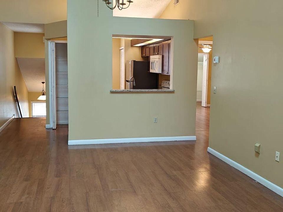 1st image of 3018 S Semoran Blvd APT 2
