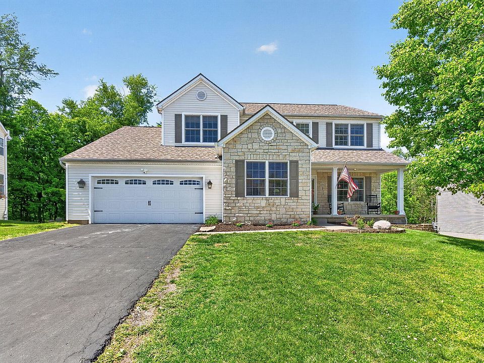1st image of 2594 Crestview Woods Dr