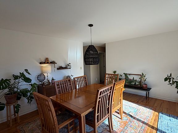 4th image of 717 Overlook Dr