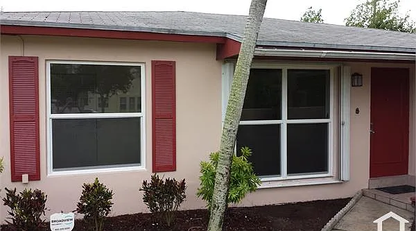 19611 SW 103rd Ct — Photo 1