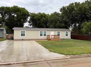 1814 Avenue K, Hawarden, IA 51027