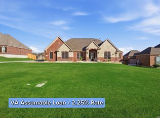 239 Sittre Dr, Castroville, TX 78009