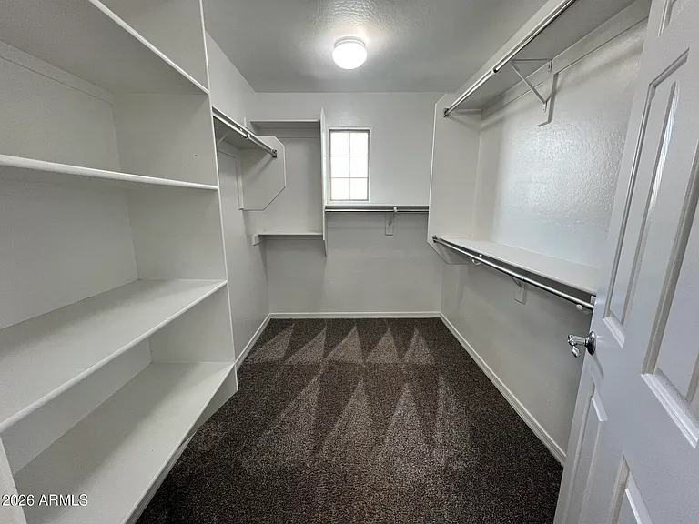4642 S Carmine — Photo 37