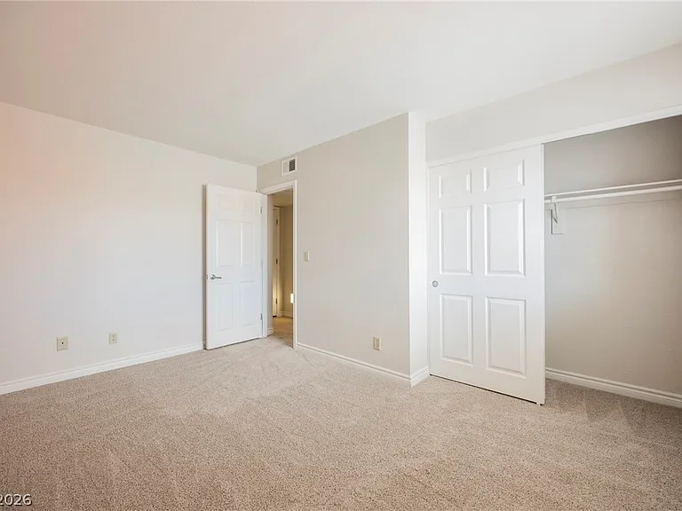 4921 Indian River Dr #120 — Photo 27