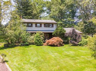 8 Irene Ct, East Brunswick, NJ 08816