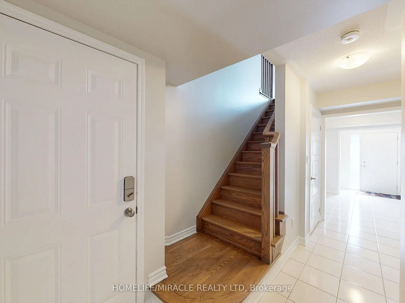 3 bed, $2,995 — Photo 4