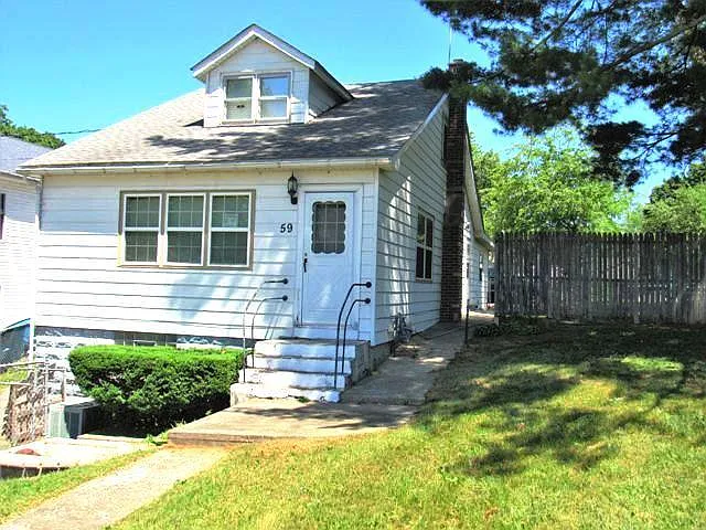 59 N Lake Ave photo 1