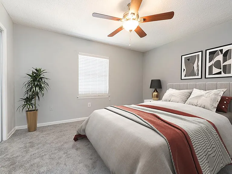 Carolina Breeze Apartments — Photo 29