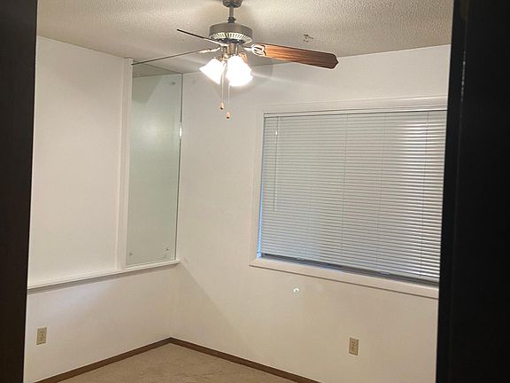 3rd image of 1907 Rehberg Ln APT 2