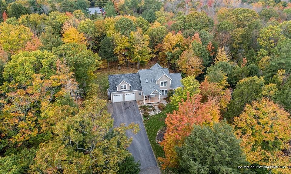2nd image of 482 Royal Rd