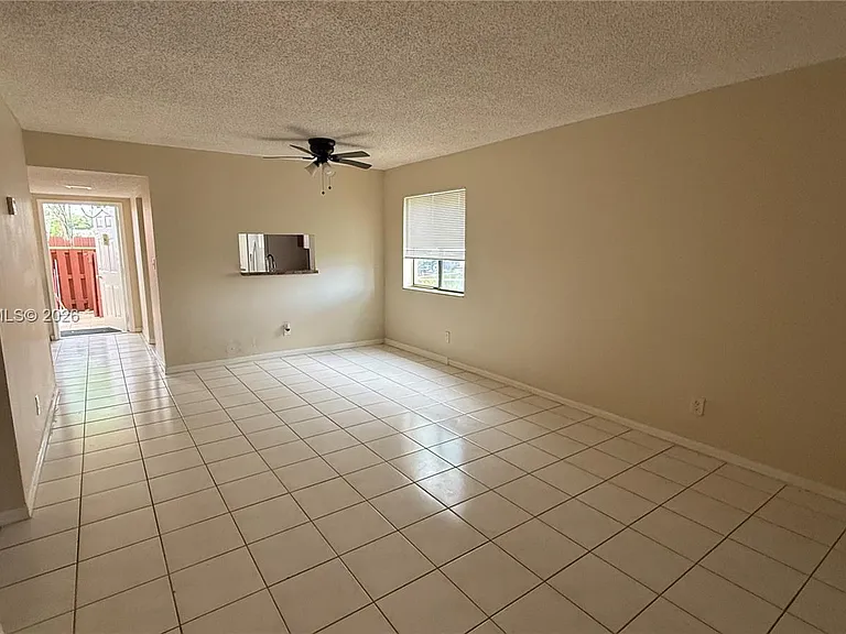 8011 Southgate Blvd #L1 — Photo 2